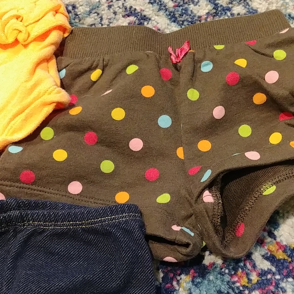 Bundle 6-9 months - Picture 6 of 7